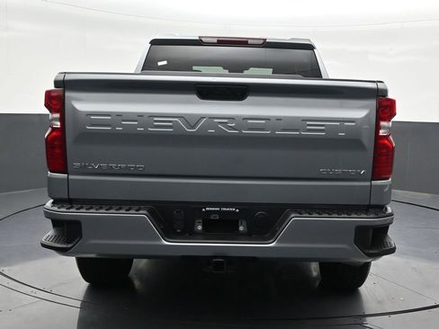 Used 2026 Chevrolet Silverado 1500 Custom RWD image 4