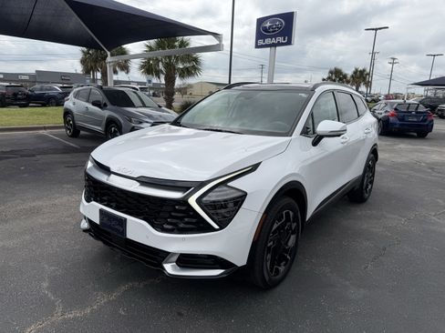 Used 2023 Kia Sportage SX image 6