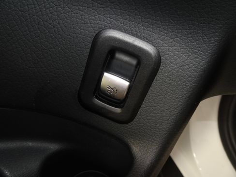 Used 2022 Mercedes-Benz GLC 300 4MATIC image 44