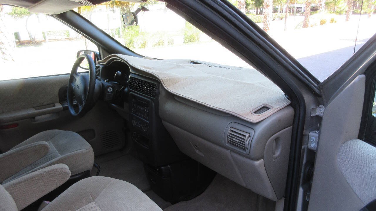 Used 2002 Chevrolet Venture Plus FWD image 25