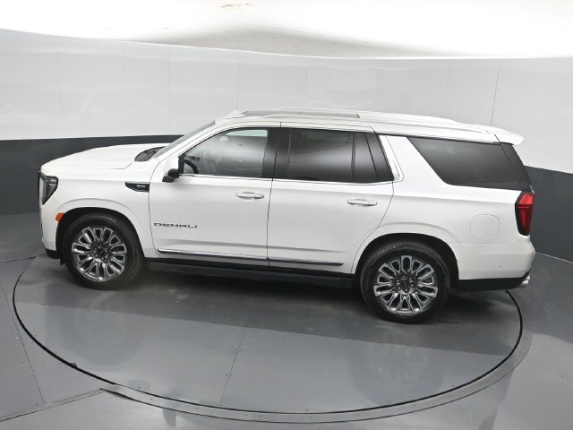 Used 2023 GMC Yukon Denali Ultimate AWD/4WD image 47