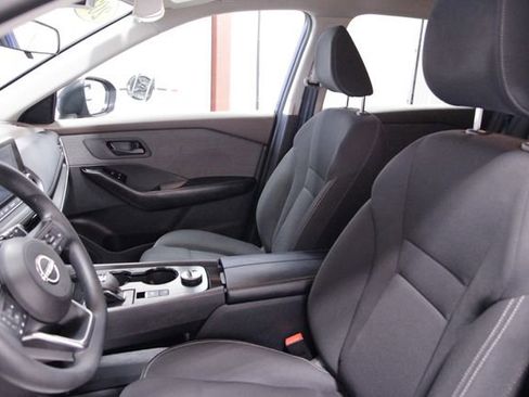 Used 2023 Nissan Rogue S image 13