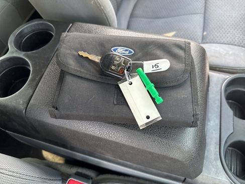 Used 2014 Ford F150 XLT w/ Equipment Group 302A Luxury image 46