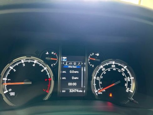 Certified 2023 Toyota 4Runner TRD Off-Road Premium w/ Off Road Premium Plus Package AWD/4WD image 11