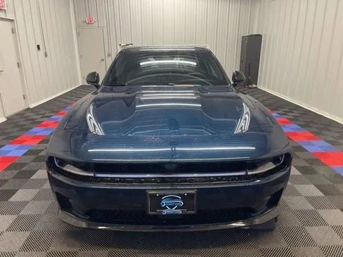 Used 2024 Dodge Charger R/T w/ Plus Group image 7