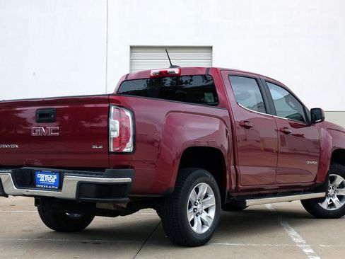 Used 2017 GMC Canyon SLE w/ SLE Convenience Package image 3