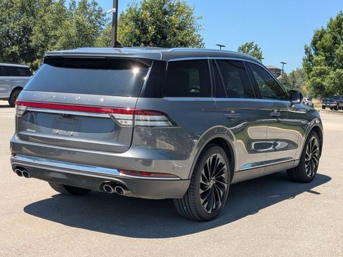 Used 2023 Lincoln Aviator Reserve w/ Equipment Group 201A RWD image 2