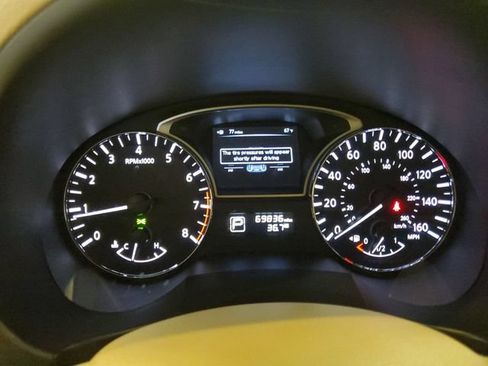 Used 2013 Nissan Altima 2.5 SV w/ 2.5SV Convenience Pkg FWD image 17