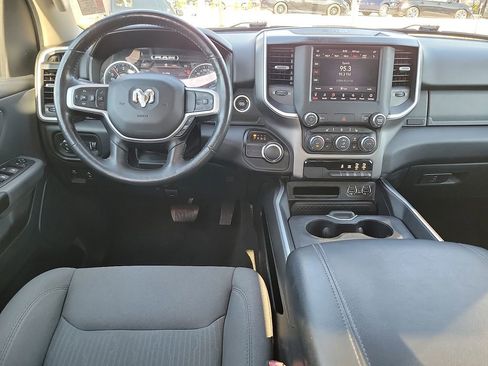 Used 2020 RAM 1500 Big Horn RWD image 10