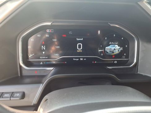 Used 2025 GMC Sierra 1500 Denali w/ Denali Reserve Package AWD/4WD image 8