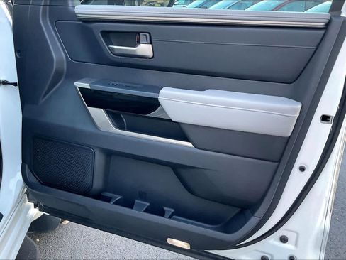 Used 2022 Toyota Tundra Limited image 23