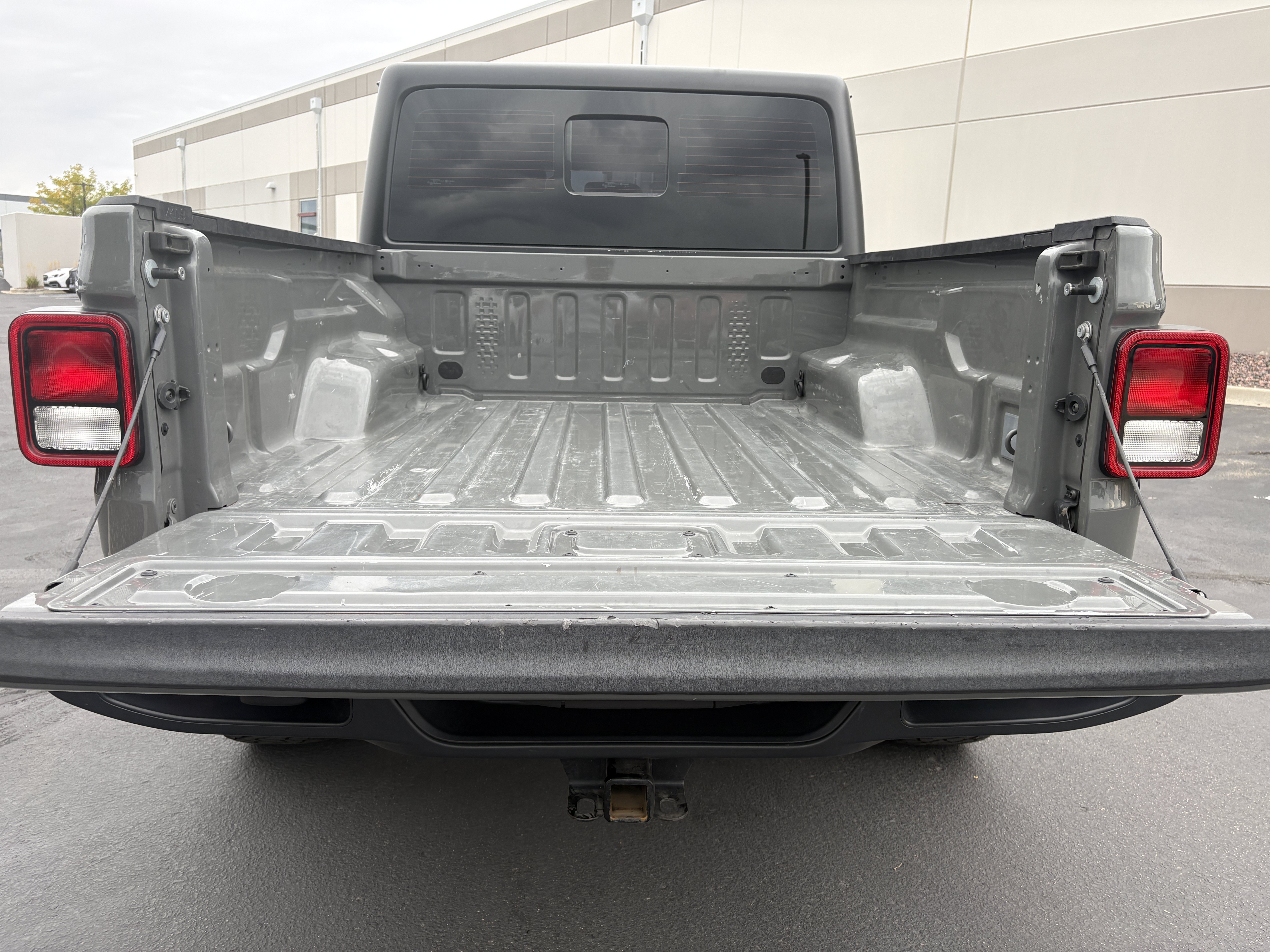 Used 2021 Jeep Gladiator Sport AWD/4WD image 5