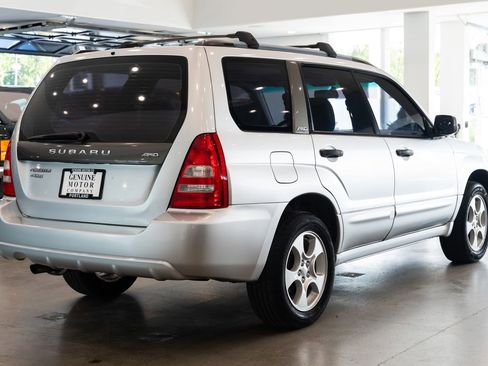 Used 2004 Subaru Forester 2.5XS AWD/4WD image 4