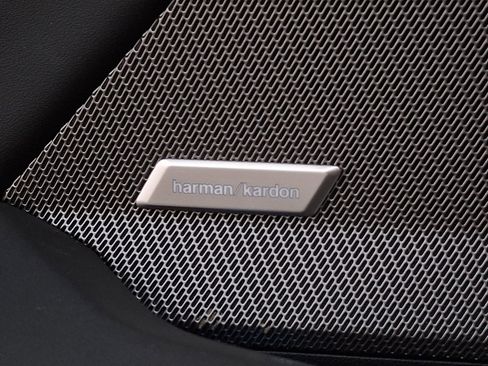 Used 2025 BMW 228i xDrive w/ Technology Package image 22