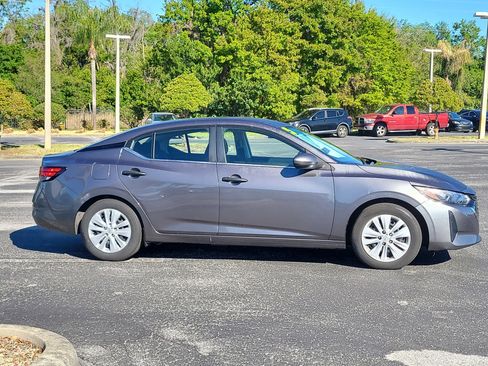 Used 2025 Nissan Sentra S image 8