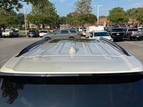Used 2024 Chevrolet Traverse RS w/ LPO, Floor Liner Package FWD image 8