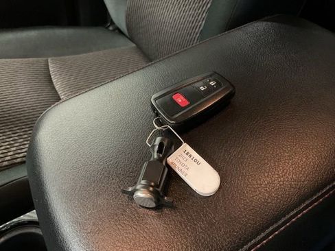 Used 2023 Toyota 4Runner TRD Off-Road AWD/4WD image 22