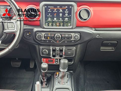 Used 2022 Jeep Gladiator Rubicon w/ LED Lighting Group image 23