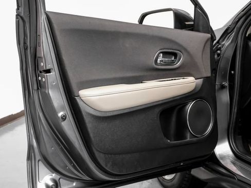 Used 2019 Honda HR-V EX image 43