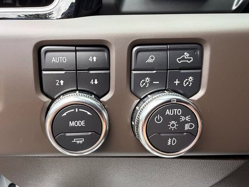 Used 2023 GMC Sierra 1500 Denali w/ Denali Reserve Package AWD/4WD image 21