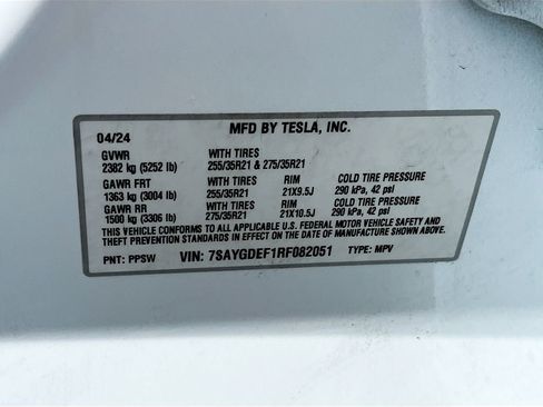 Used 2024 Tesla Model Y Performance AWD/4WD image 30
