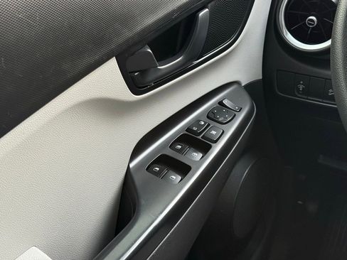 Used 2023 Hyundai Kona SEL w/ Cargo Package image 7