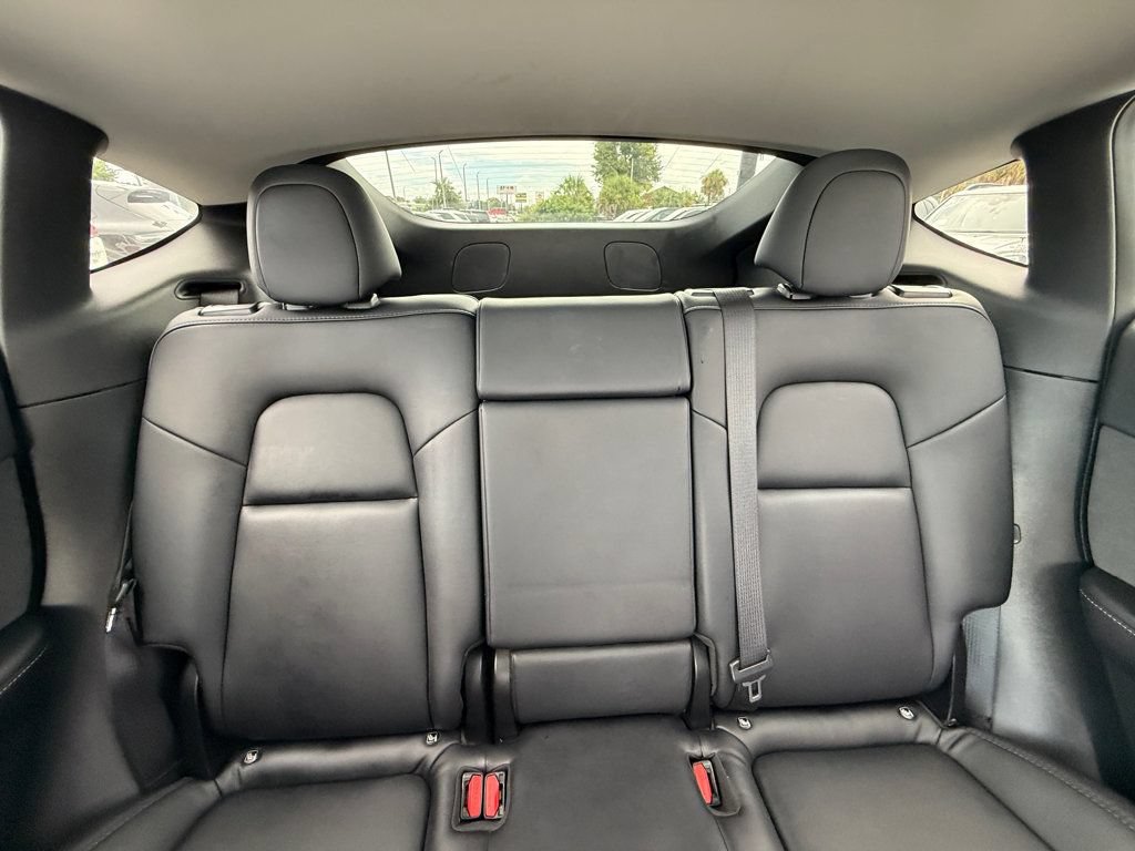 Used 2022 Tesla Model Y Performance AWD/4WD image 16