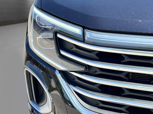 Used 2025 Volkswagen Atlas SE FWD image 5