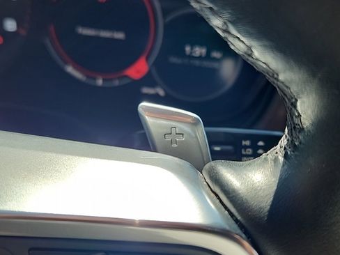 Used 2020 Porsche Panamera w/ Premium Package Plus image 37