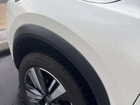 Used 2023 Nissan Rogue SL w/ SL Premium Package AWD/4WD image 5