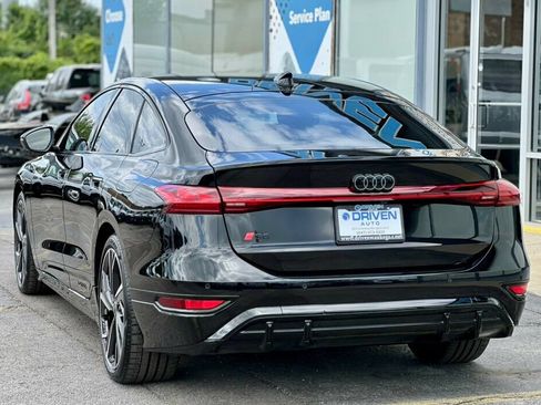 Used 2025 Audi S6 e-tron Prestige w/ 21" Black Optic Package AWD/4WD image 37