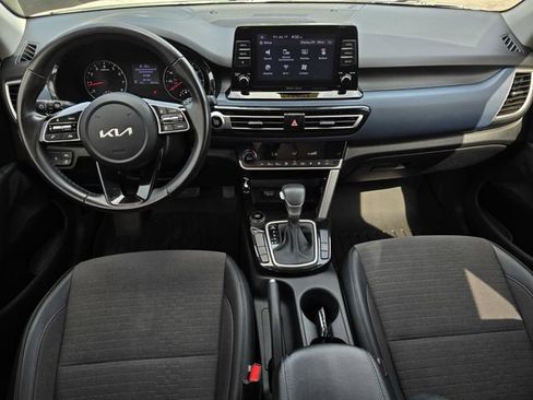 Used 2023 Kia Seltos S FWD image 13