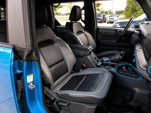 Used 2024 Ford Bronco Black Diamond AWD/4WD image 45