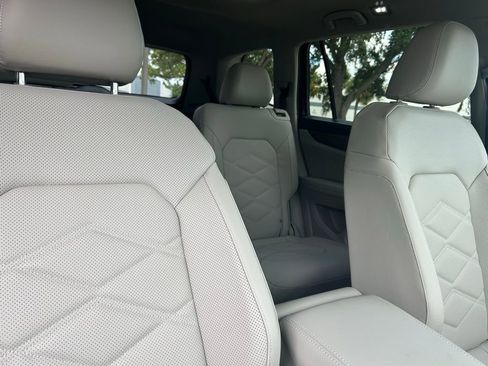 New 2026 Volkswagen Atlas SE FWD image 31