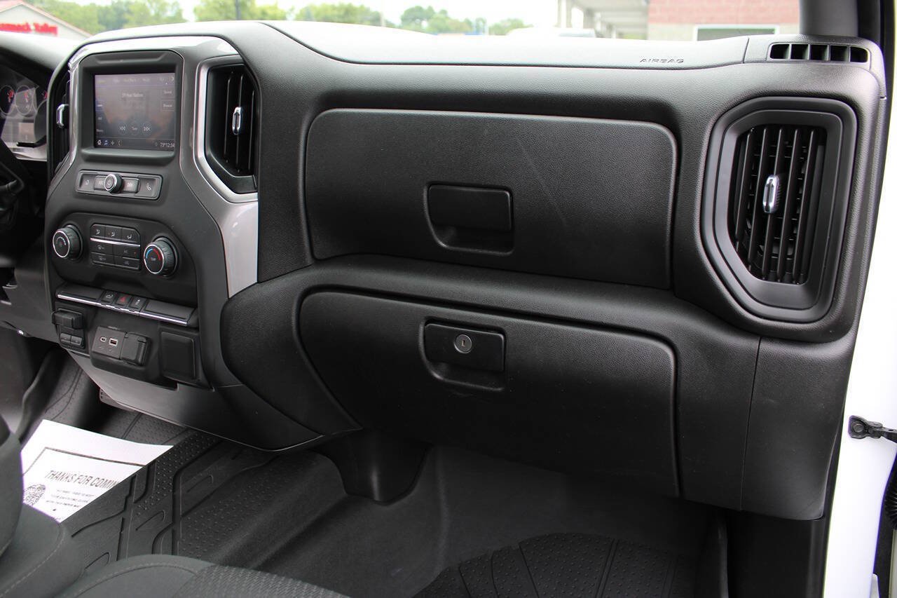 Used 2021 Chevrolet Silverado 2500 Custom w/ Custom Value Package AWD/4WD image 43