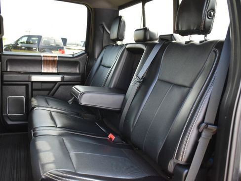 Used 2018 Ford F150 Lariat w/ Equipment Group 502A Luxury AWD/4WD image 26