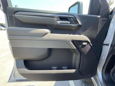 Used 2025 Chevrolet Silverado 2500 ZR2 w/ ZR2 Bison Edition AWD/4WD image 20