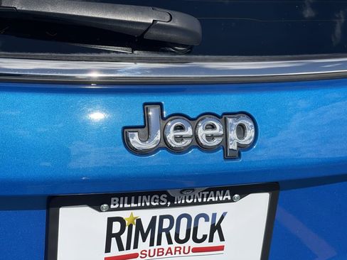 Used 2022 Jeep Compass Latitude AWD/4WD image 7