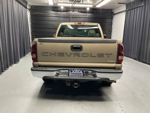 Used 2005 Chevrolet Silverado 1500 2WD Regular Cab image 4