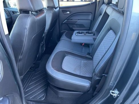 Used 2015 Chevrolet Colorado Z71 image 8