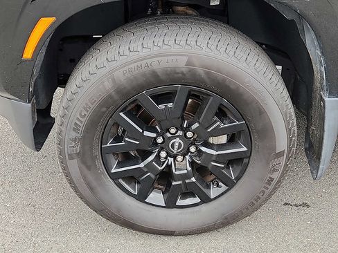 Used 2023 Nissan Frontier SV w/ Midnight Edition Package AWD/4WD image 8