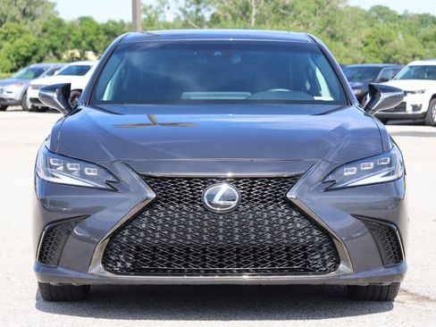 Used 2023 Lexus ES 250 w/ Premium Package AWD/4WD image 2