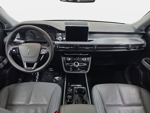 Certified 2022 Lincoln Corsair Standard w/ Premium Package image 9