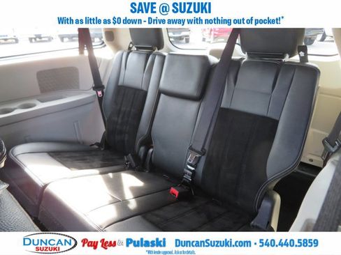 Used 2017 Dodge Grand Caravan SXT image 33