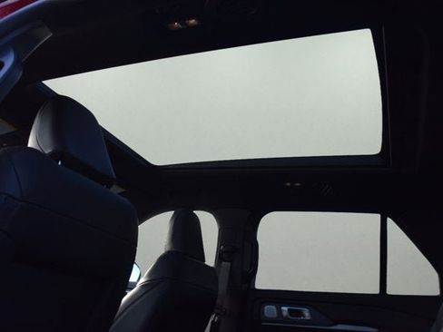 New 2026 Ford Explorer ST w/ Sun And Sound Package image 6