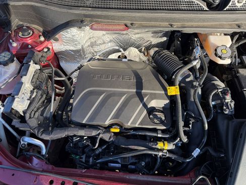 Used 2025 Chevrolet Trax LT image 31