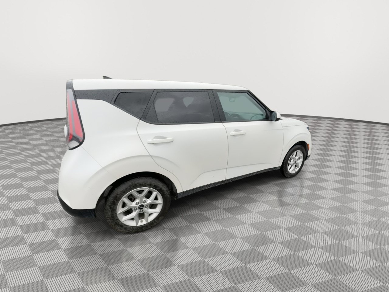 Used 2024 Kia Soul LX w/ Option Group 015 FWD image 8
