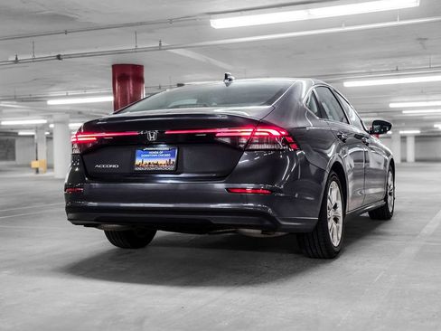 Used 2025 Honda Accord LX image 6