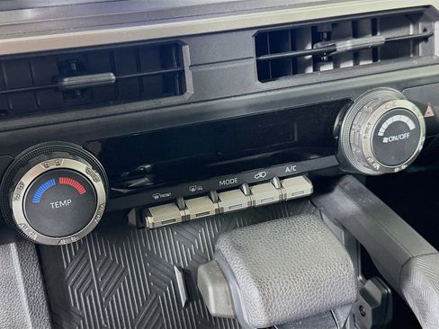 Used 2025 Toyota 4Runner SR5 image 23