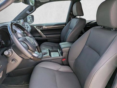 Used 2023 Lexus GX 460 Premium w/ Premium Package AWD/4WD image 11
